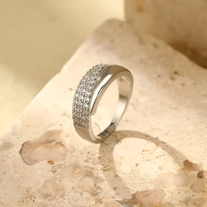 Élodie™ | Bague élégante scintillante